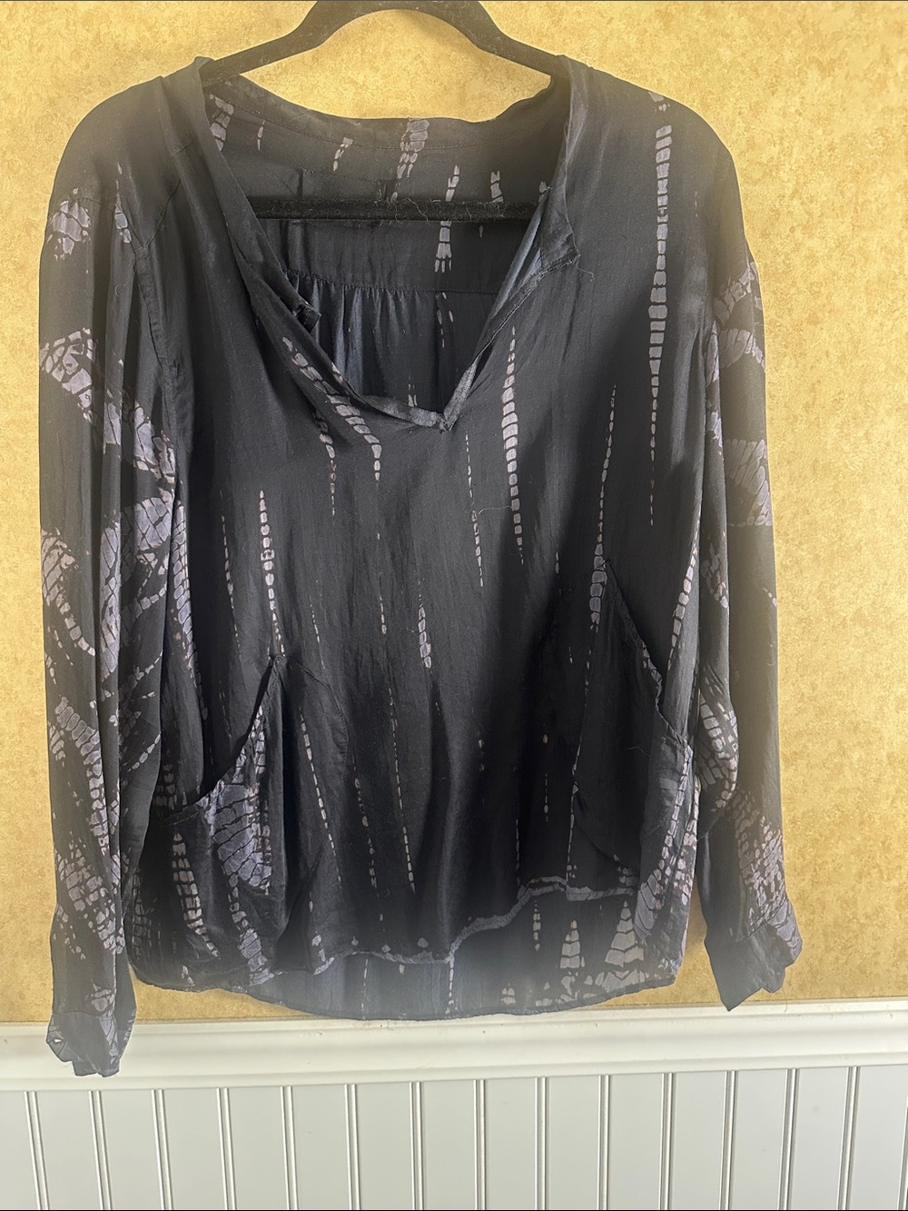 Zadig & Voltaire Black V-Neck Long Sleeve viscose Blouse with purple detail